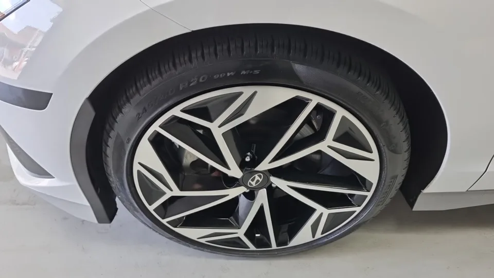 Hyundai Ioniq 6 2022 — thumbnail 2