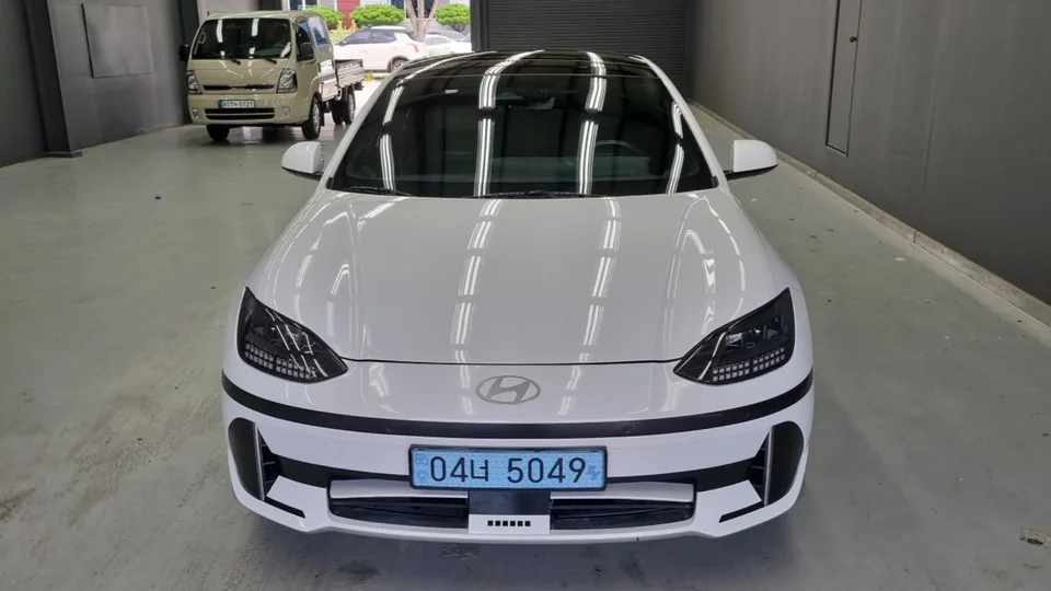 Hyundai Ioniq 6 2022 — thumbnail 3