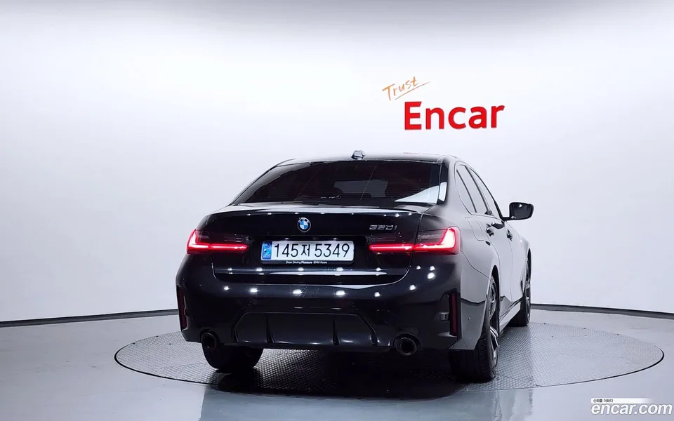 BMW 3 Series 320i M 2024 — миниатюра 4