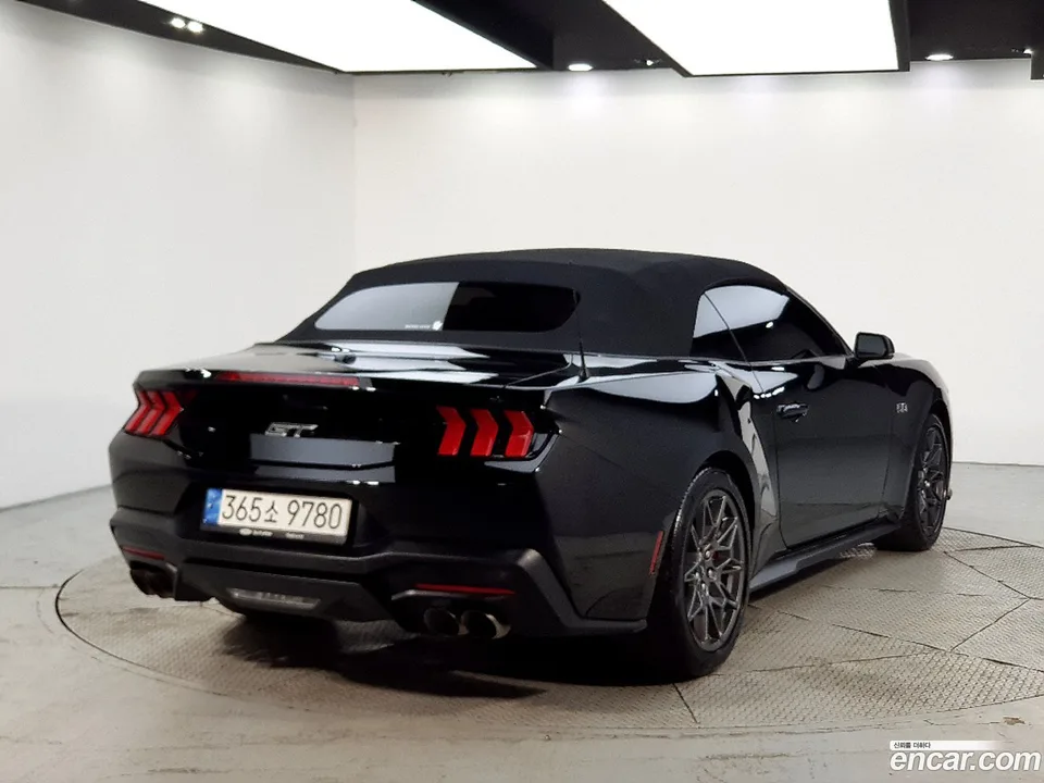 Ford Mustang 5.0 GT 2024 — thumbnail 4
