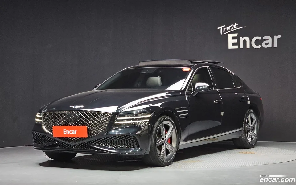 Genesis G80 3.5 AWD 2022 — photo 1, buy with delivery to Moscow