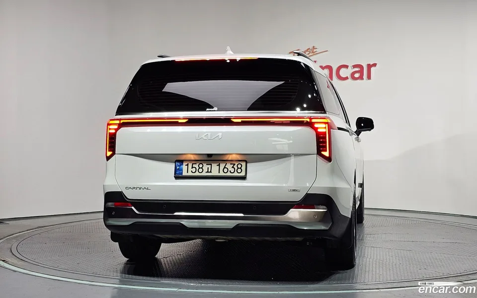 Kia Carnival HEV 9 2024 — thumbnail 4