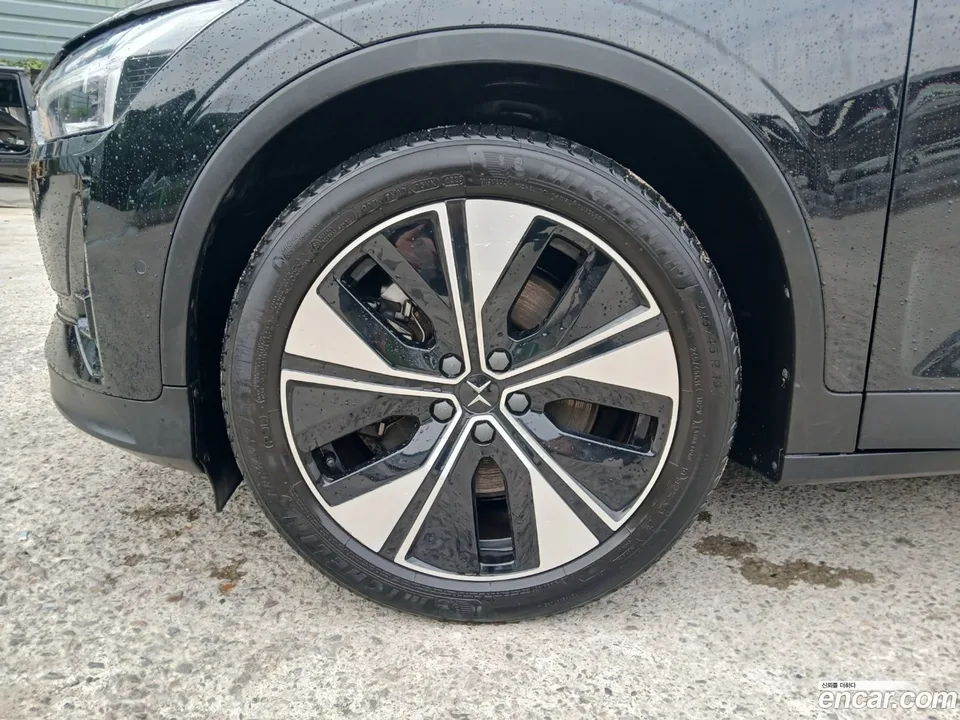 Polestar Polestar 2 2023 — thumbnail 2