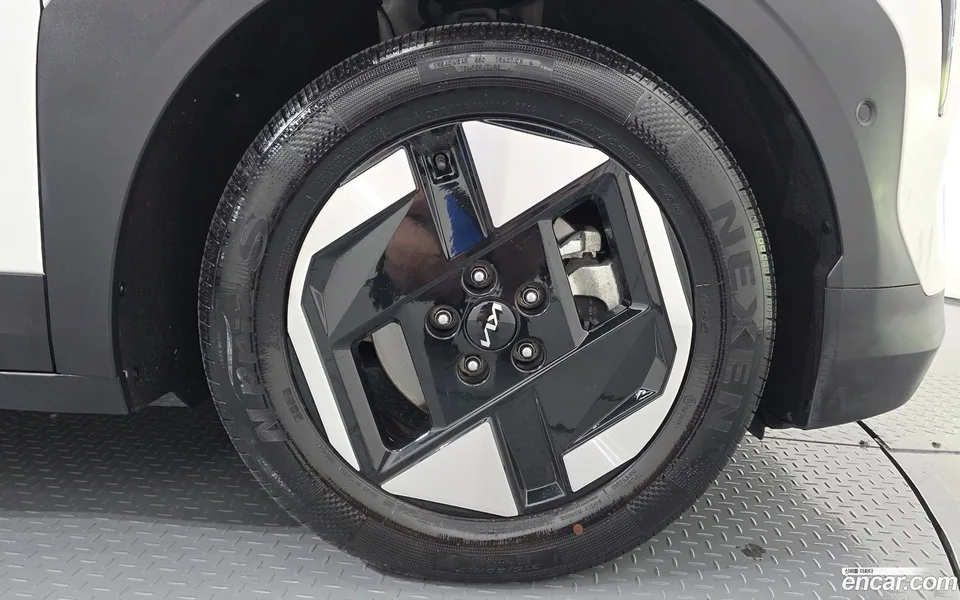 Kia EV3 2WD 2024 — thumbnail 2