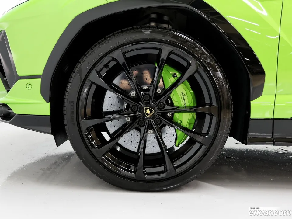 Lamborghini Urus 4.0 V8 S 2024 — thumbnail 2