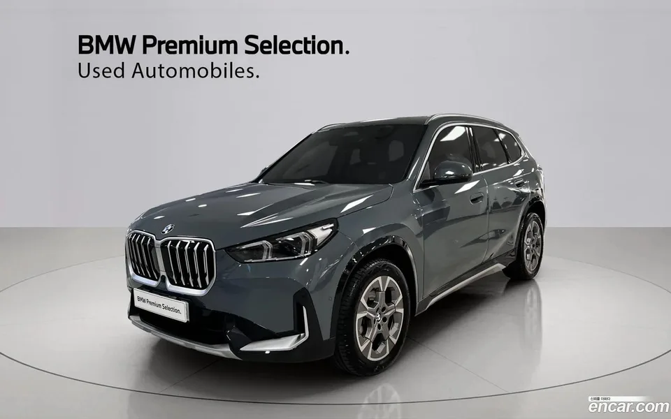 BMW X1 xDrive 20i xLine 2025 — photo 1, buy with delivery to Moscow