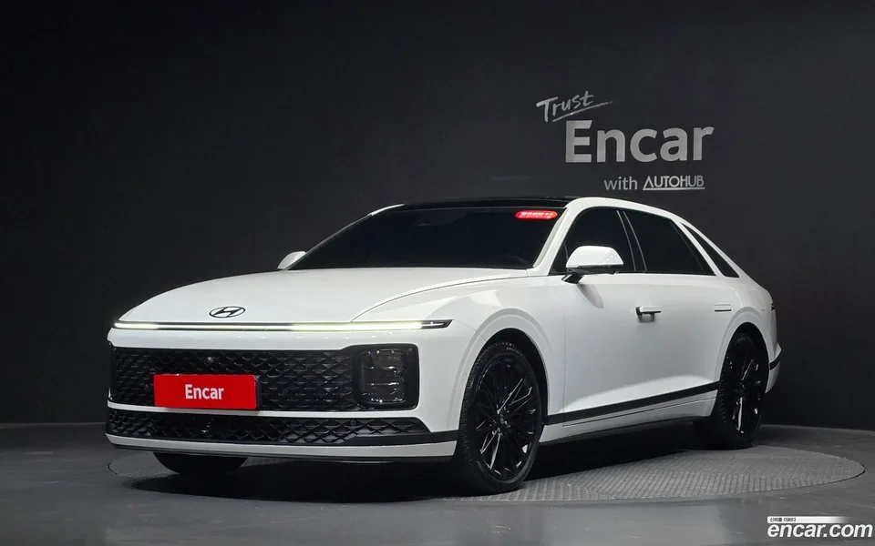 Hyundai Grandeur Hybrid 2023 — photo 1, buy with delivery to Moscow