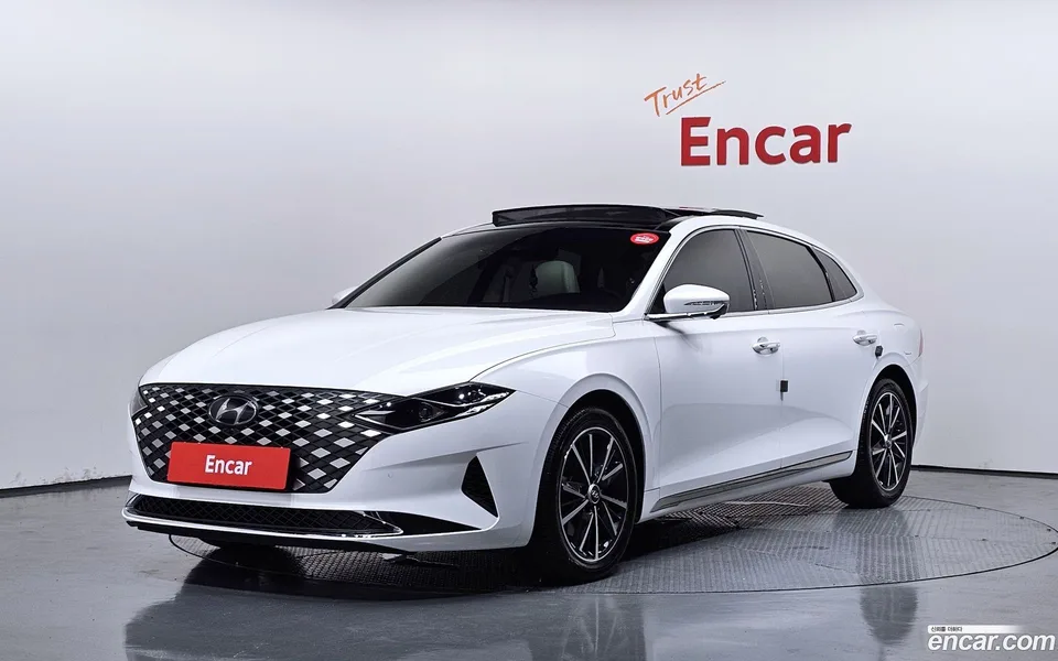 Hyundai Grandeur IG 2.5 2022 — фото 1, купить с доставкой в Москву