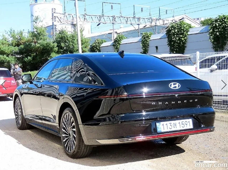 Hyundai Grandeur 2.5 2WD 2025 — thumbnail 3