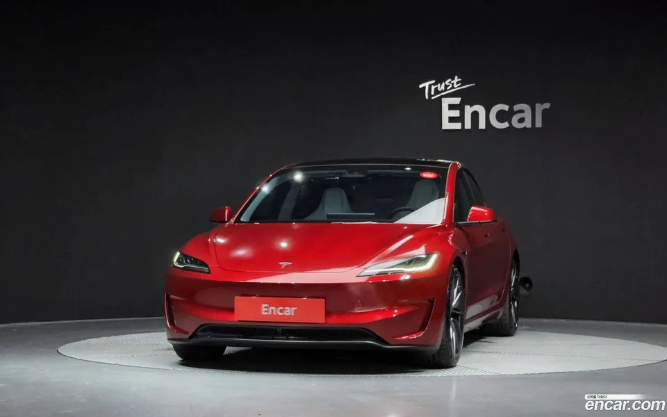 Tesla Model 3 AWD 2024 — thumbnail 3