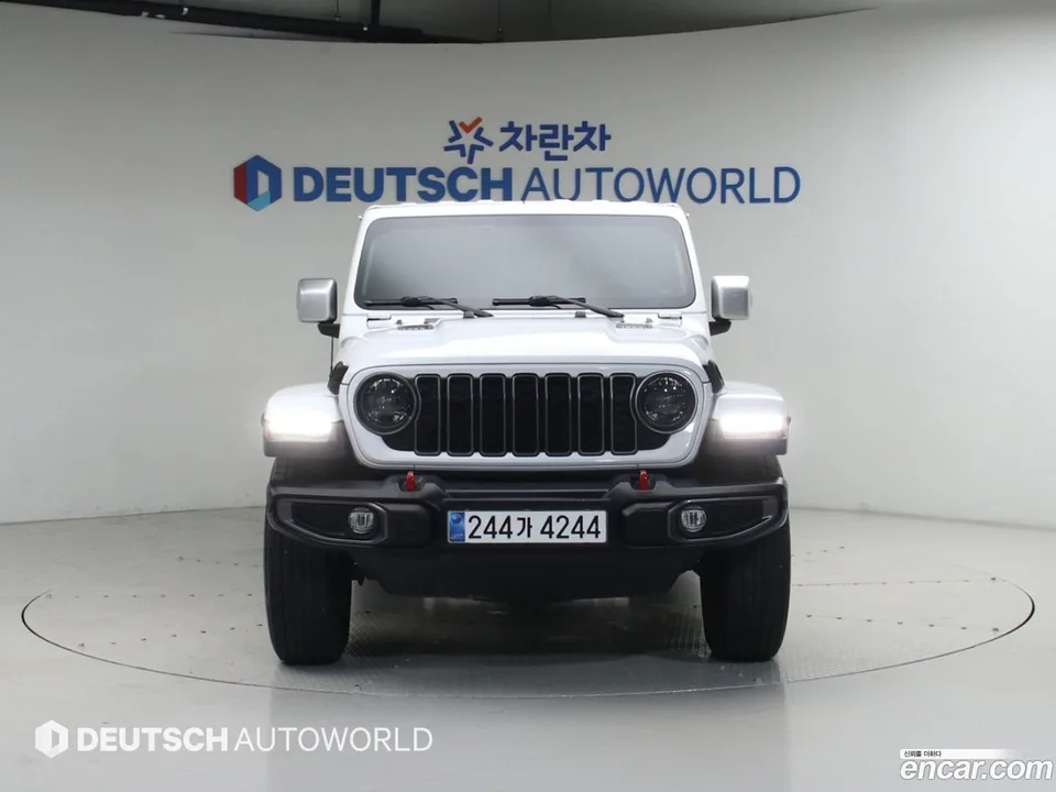 Jeep Wrangler 2.0 4 2023 — thumbnail 3