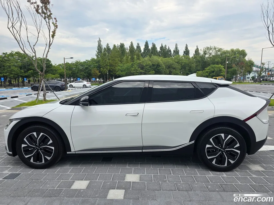 Kia EV6 2022 — thumbnail 3