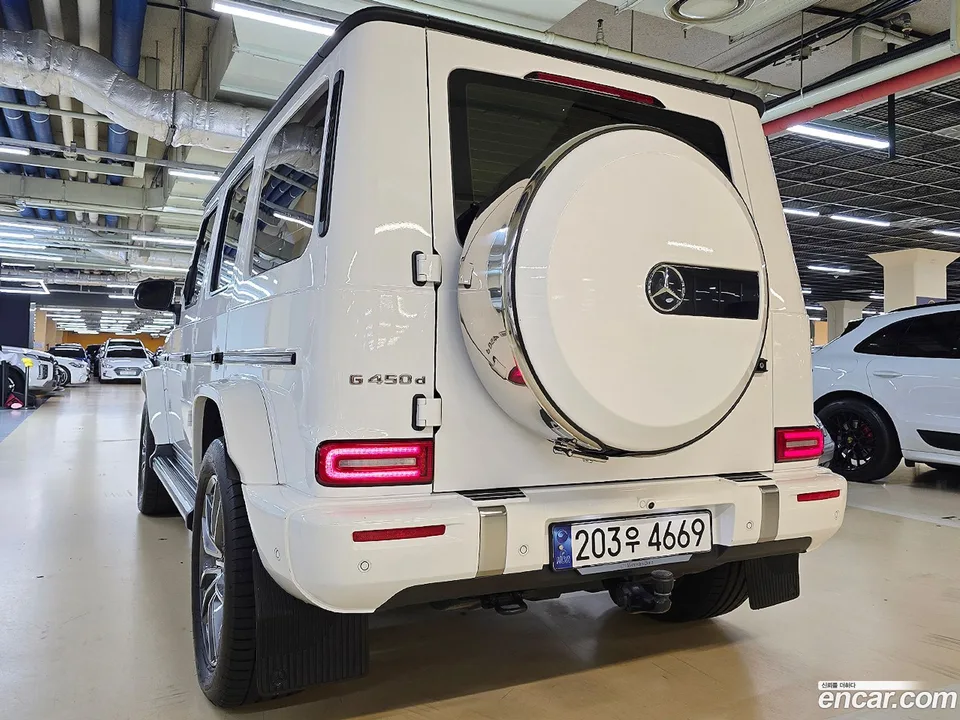Mercedes-Benz G-Class G450d 2024 — thumbnail 5