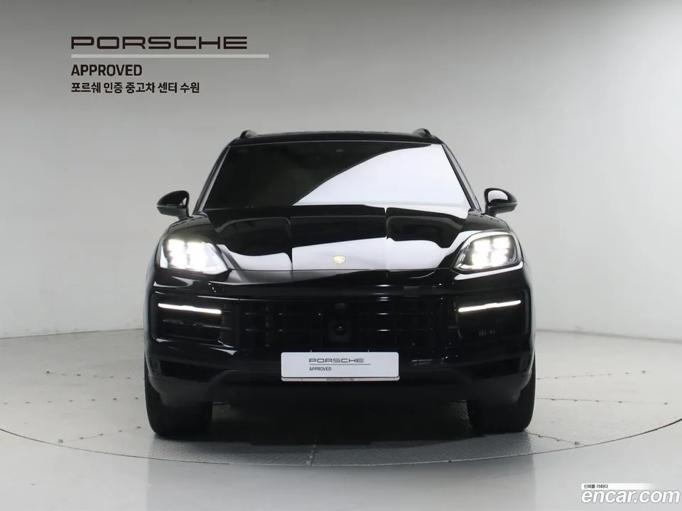 Porsche Cayenne 3.0 S E- 2025 — thumbnail 3