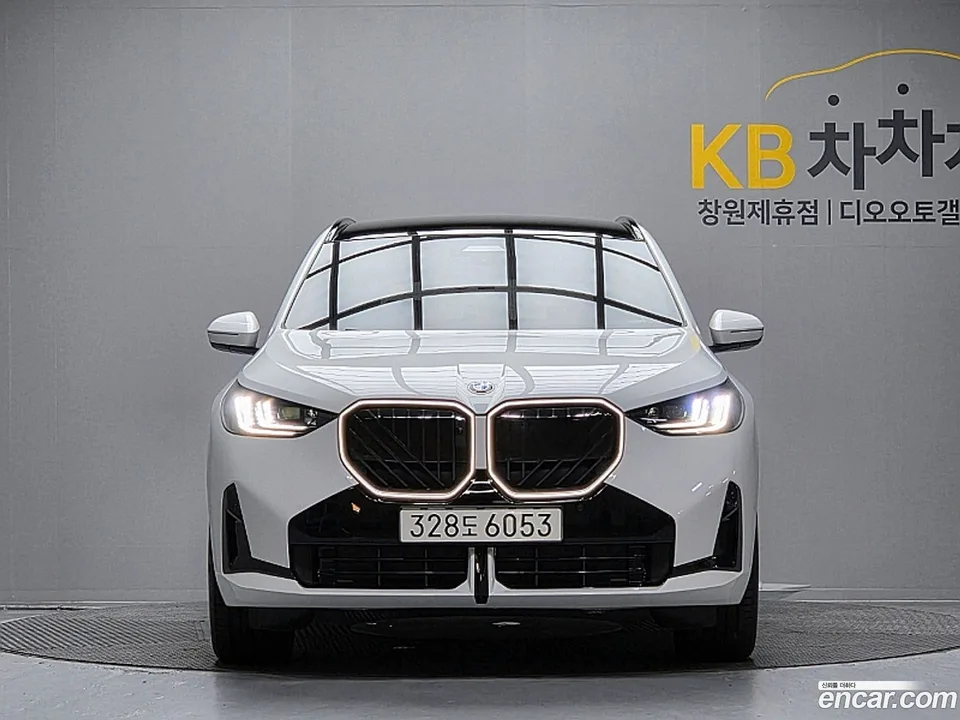 BMW X3 xDrive 20 M 2025 — thumbnail 3