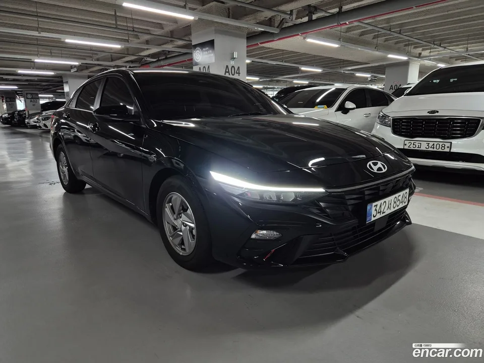 Hyundai Avante CN7 1.6 2025 — photo 1, buy with delivery to Moscow