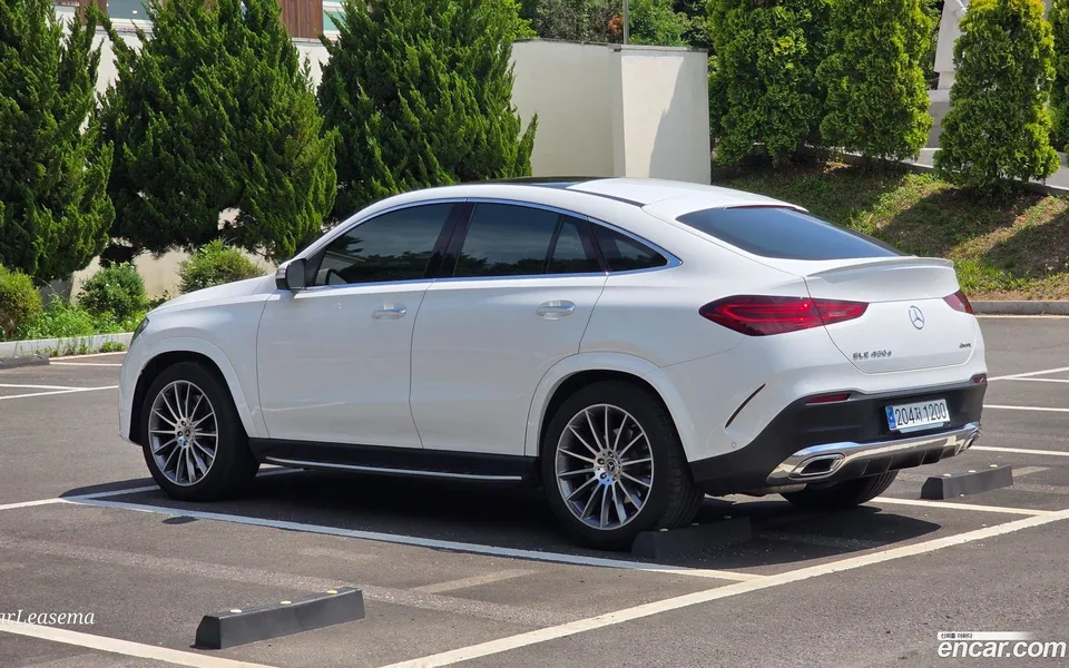 Mercedes-Benz GLE-Class GLE450d 4MATIC 2023 — миниатюра 4
