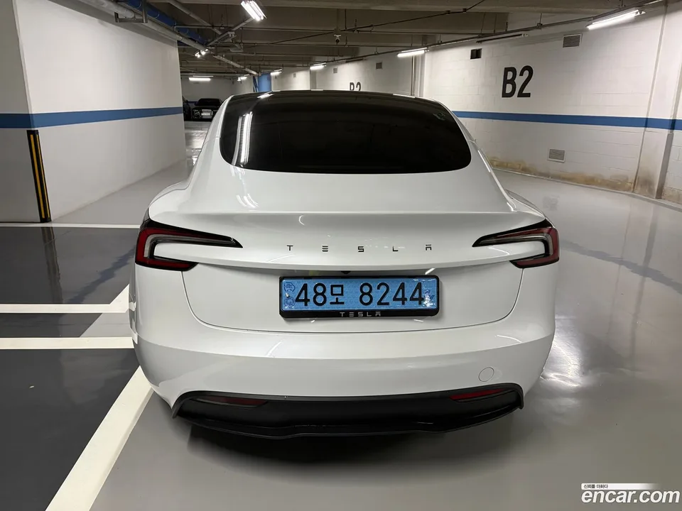 Tesla Model 3 RWD 2024 — thumbnail 4