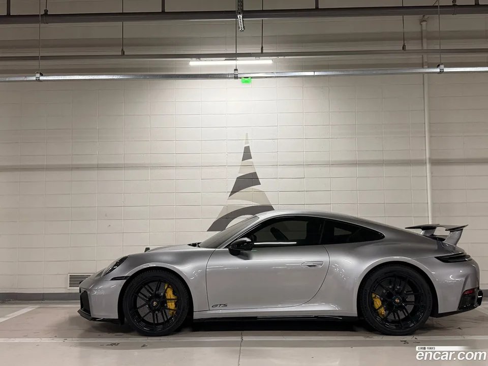 Porsche 911 (992) GTS 2025 — thumbnail 5