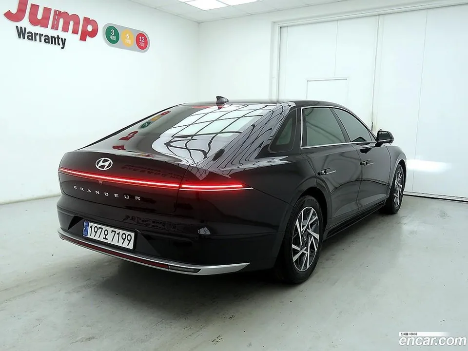 Hyundai Grandeur 2.5 2WD 2023 — thumbnail 4