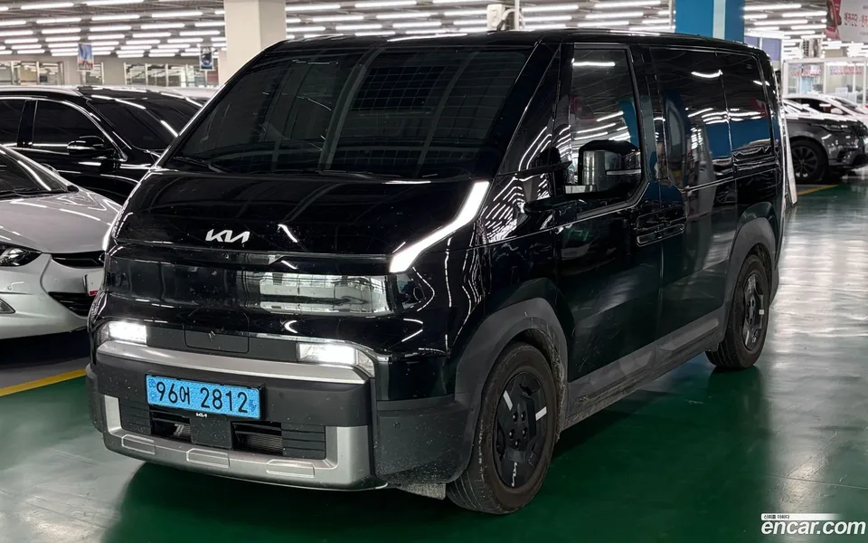 Kia PV5 2026 — photo 1, buy with delivery to Moscow