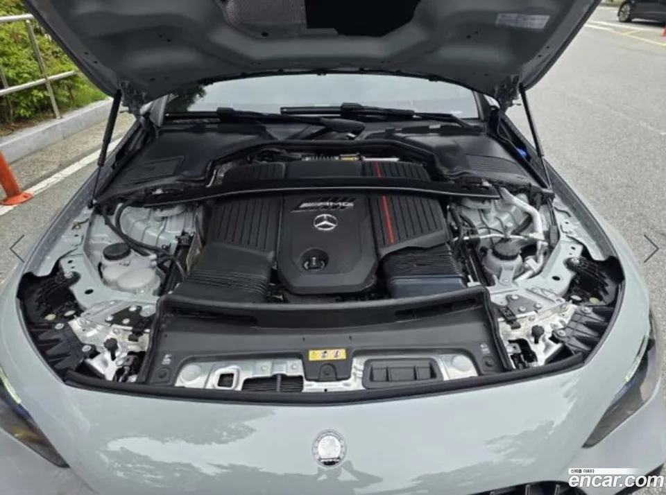 Mercedes-Benz CLE-Class AMG CLE53 4MATIC+ 2025 — thumbnail 4