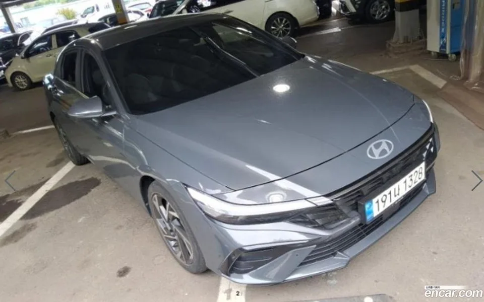 Hyundai Avante CN7 1.6 2023 — photo 1, buy with delivery to Moscow