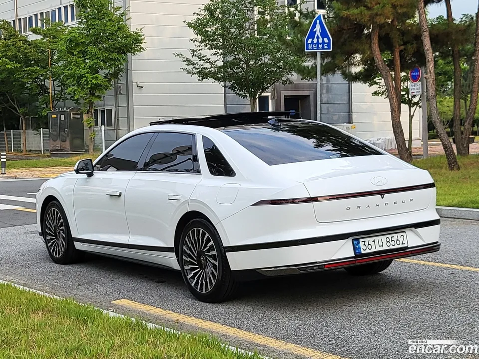 Hyundai Grandeur Hybrid 2023 — миниатюра 3