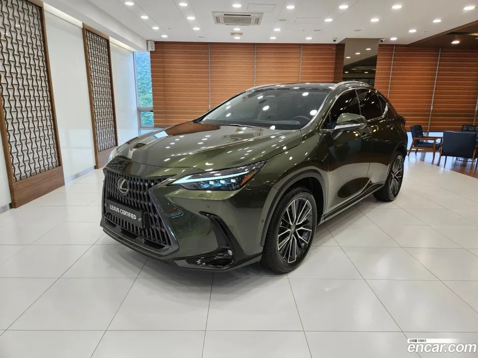 Lexus NX 350h 2025 — photo 1, buy with delivery to Moscow