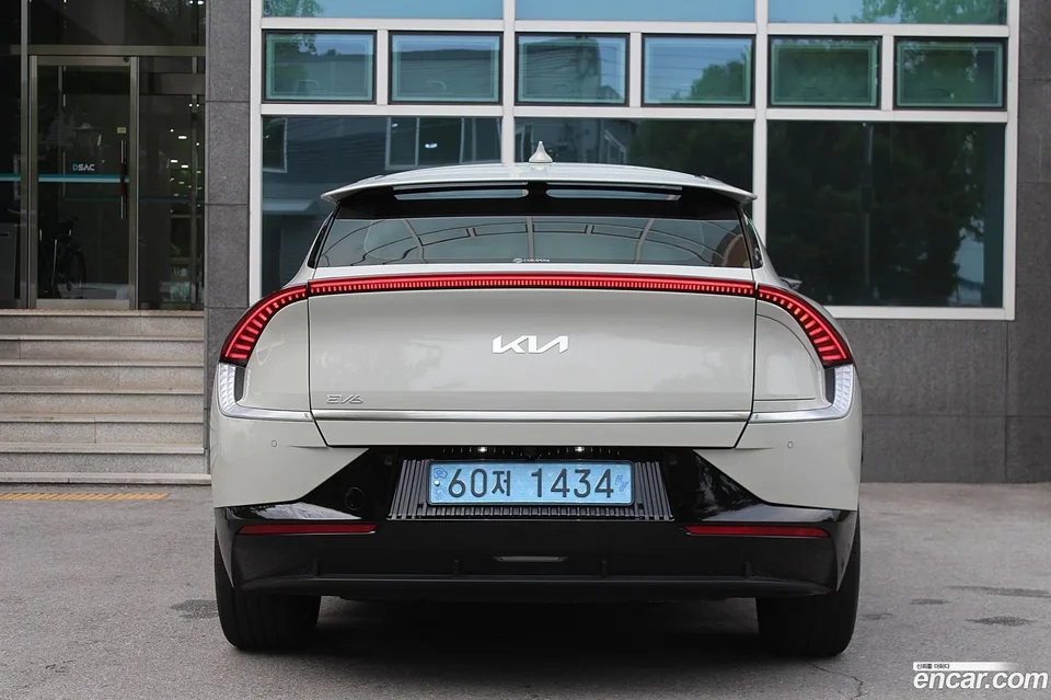 Kia EV6 2022 — thumbnail 5