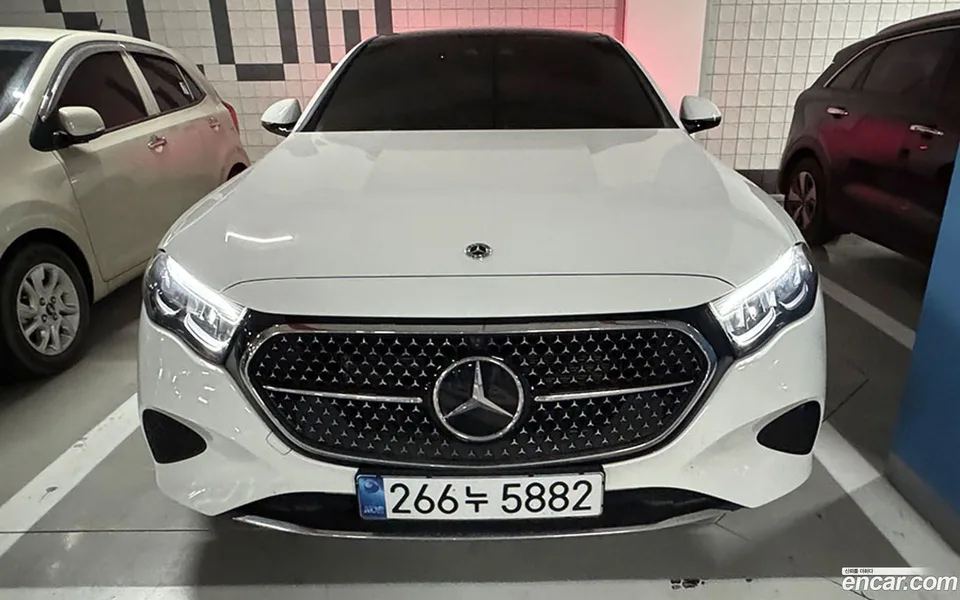 Mercedes-Benz E-Class 2025