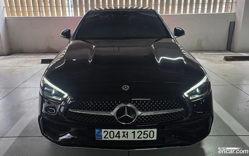 Mercedes-Benz C-Class C300 4MATIC AMG Line 2024 — photo 1, buy with delivery to Moscow