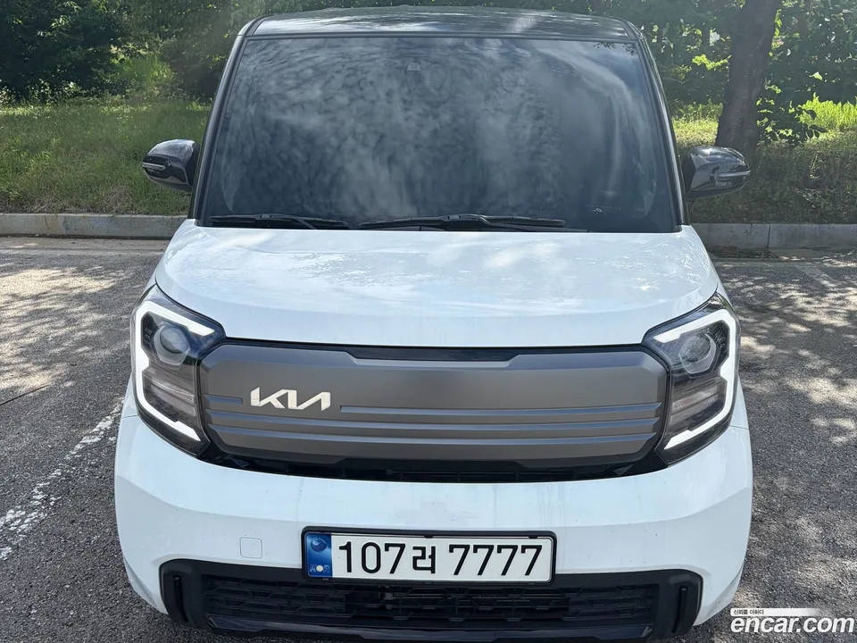 Kia Ray 2023 — photo 1, buy with delivery to Moscow
