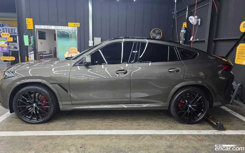 BMW X6 xDrive40d M 2025 — thumbnail 4