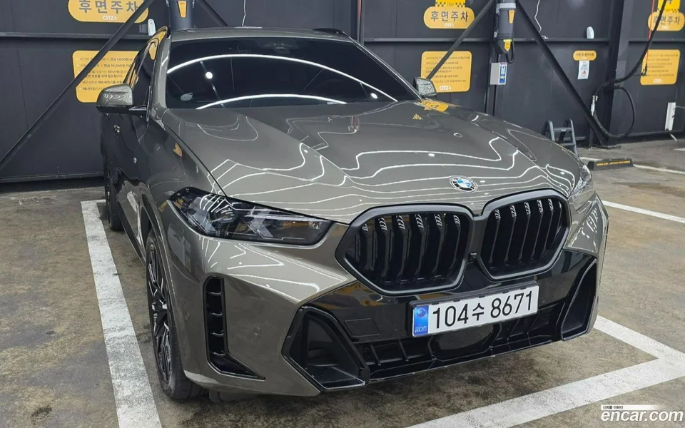 BMW X6 xDrive40d M 2025 — photo 1, buy with delivery to Moscow