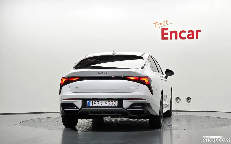 Kia K5 2.0 2025 — thumbnail 4