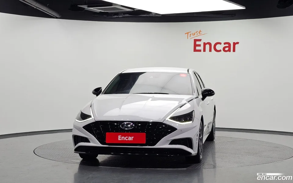 Hyundai Sonata 2.0 2022 — thumbnail 3