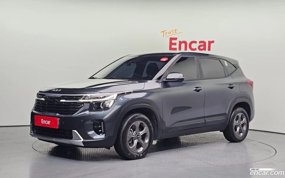 Kia Seltos 1.6 2WD 2024 — photo 1, buy with delivery to Moscow