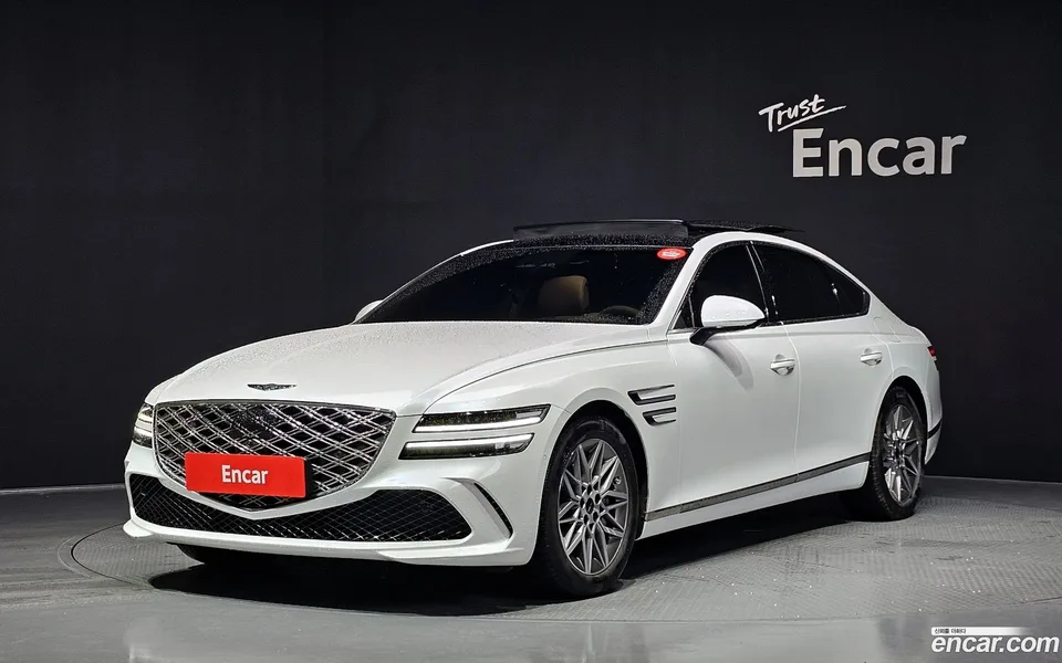 Genesis G80 2.5 AWD 2024 — photo 1, buy with delivery to Moscow