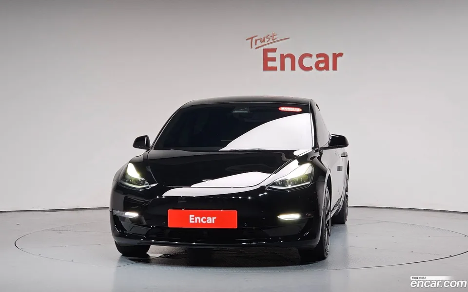 Tesla Model 3 AWD 2022 — thumbnail 3