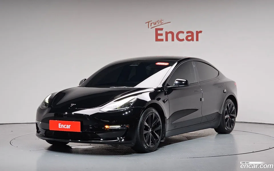 Tesla Model 3 AWD 2022 — photo 1, buy with delivery to Moscow