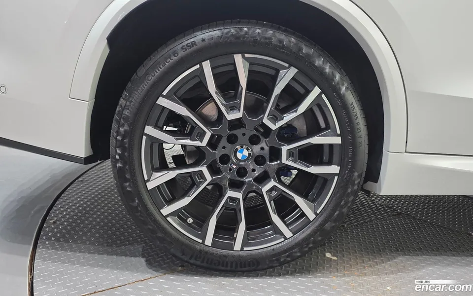 BMW X5 xDrive 40i M 2025 — thumbnail 5