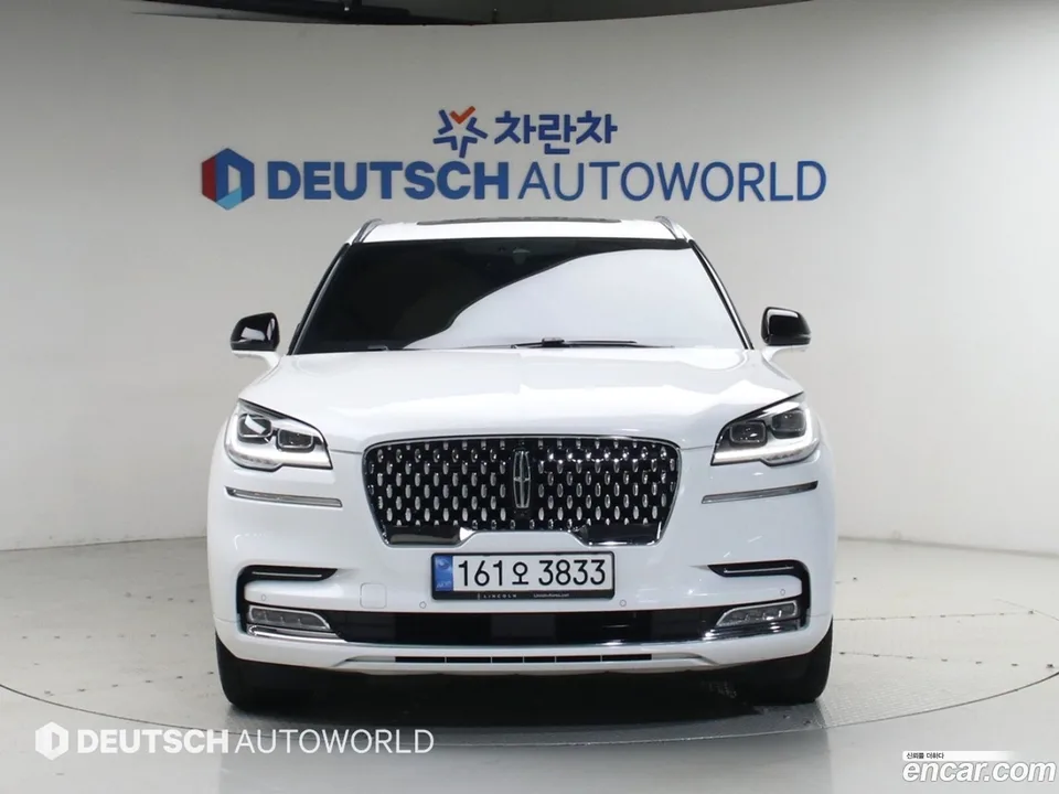 Lincoln Aviator 3.0 AWD 2023 — thumbnail 3