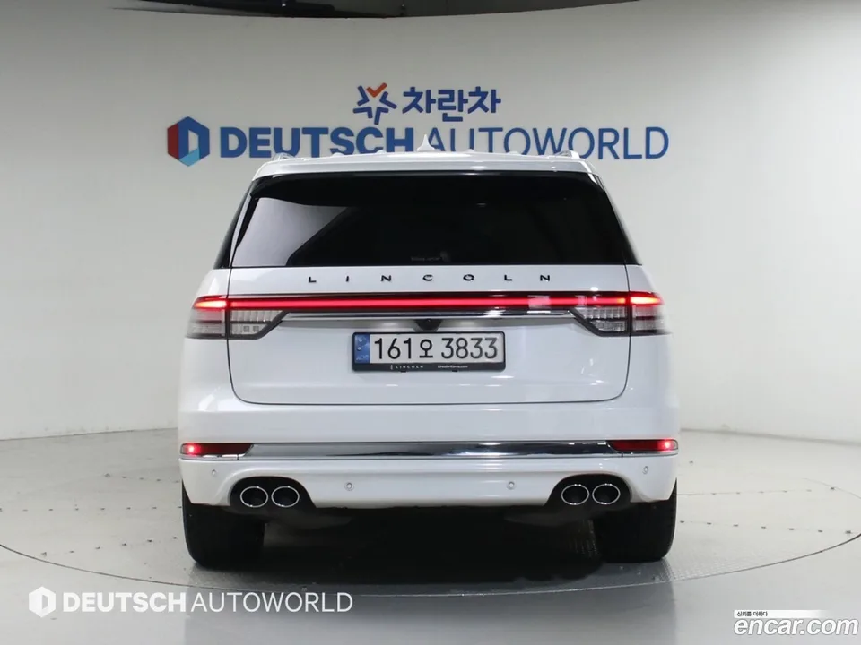 Lincoln Aviator 3.0 AWD 2023 — thumbnail 4