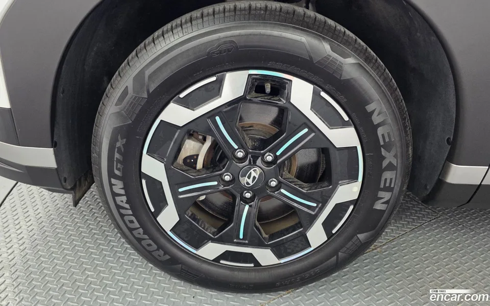Hyundai SantaFe 2.5T 2WD 2023 — thumbnail 5