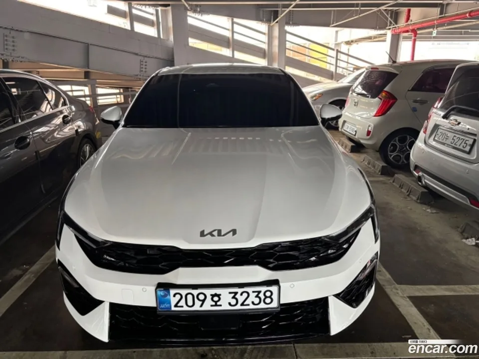 Kia K5 2.0 LPi() 2026 — photo 1, buy with delivery to Moscow