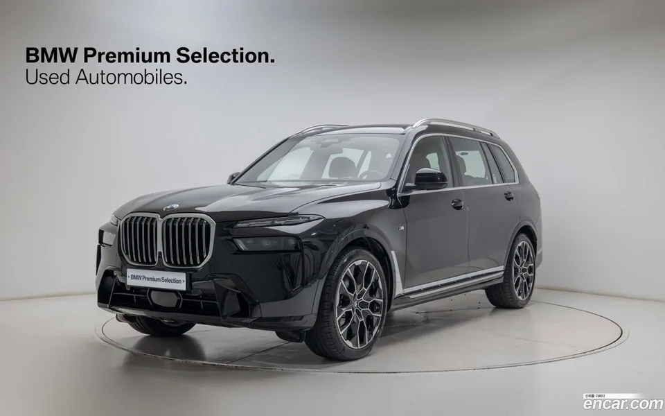 BMW X7 xDrive 40i M 6 2026 — photo 1, buy with delivery to Moscow