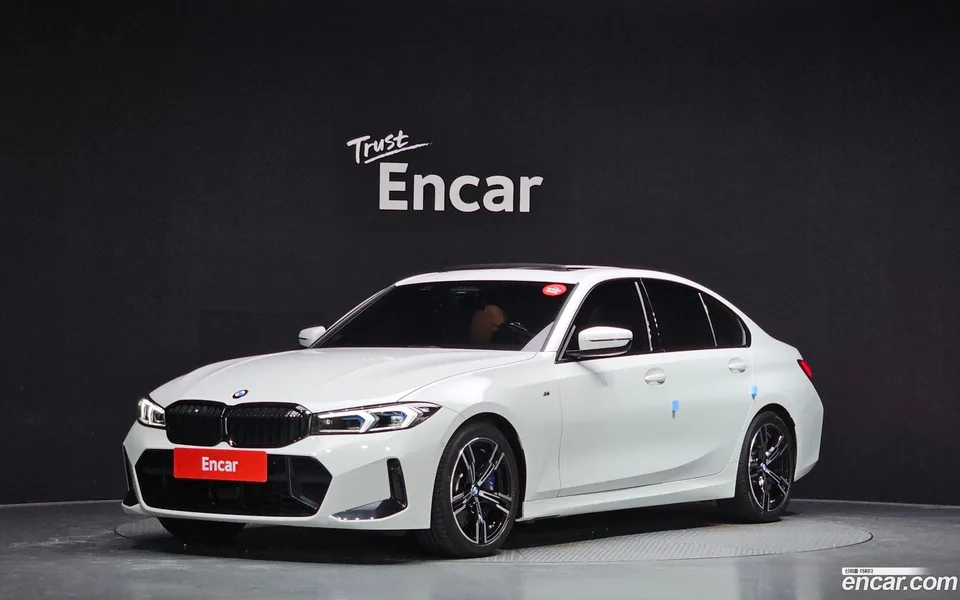 BMW 3 Series 320i M 2025 — photo 1, buy with delivery to Moscow