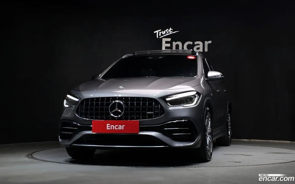 Mercedes-Benz GLA-Class GLA45 AMG 4MATIC+ 2022 — thumbnail 3