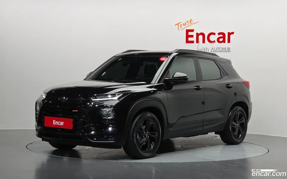 Chevrolet Trailblazer 1.3 2WD 2023 — photo 1, buy with delivery to Moscow
